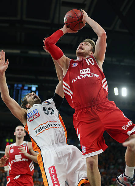 全力争胜的 全力争胜的