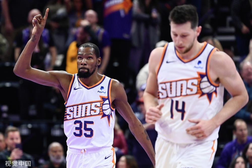 赛场上始终 赛场上始终