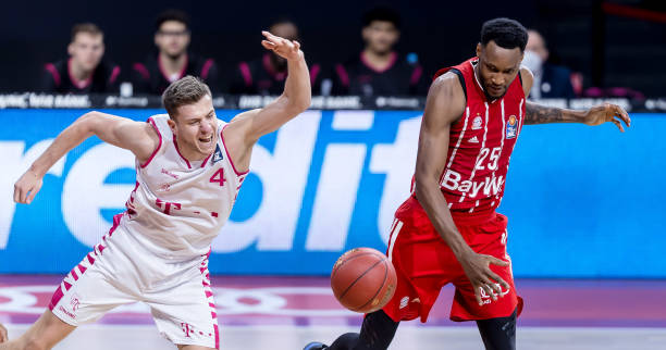 效力于芝加 效力于芝加