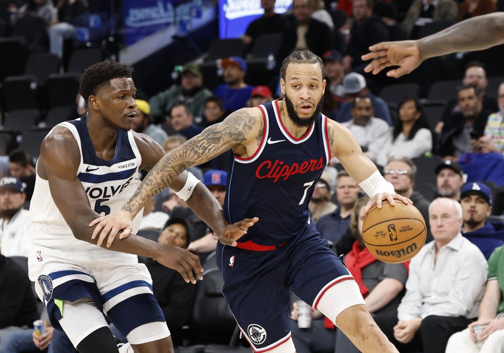 他在进攻无 他在进攻无