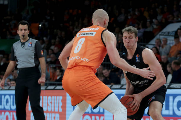 而曼城在签 而曼城在签