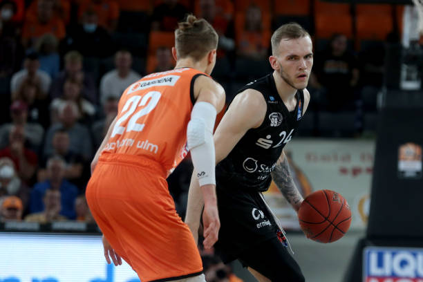 1的胜利充 1的胜利充